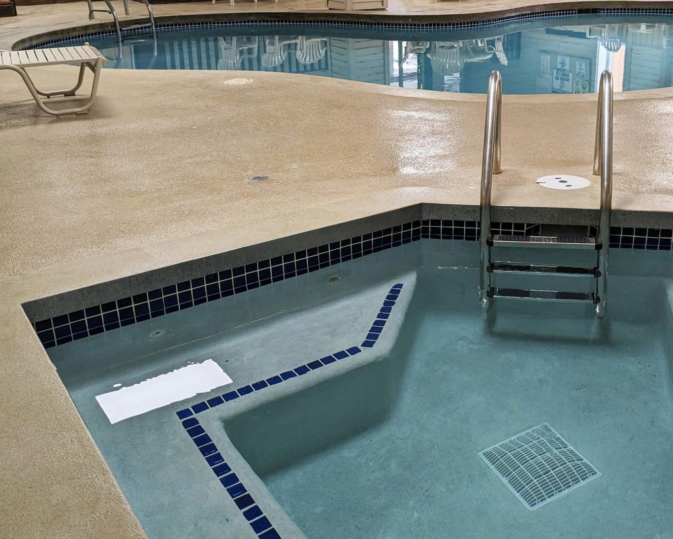 Heated indoor swimming pool and hot tub at Magnuson Hotel Copper Crown.